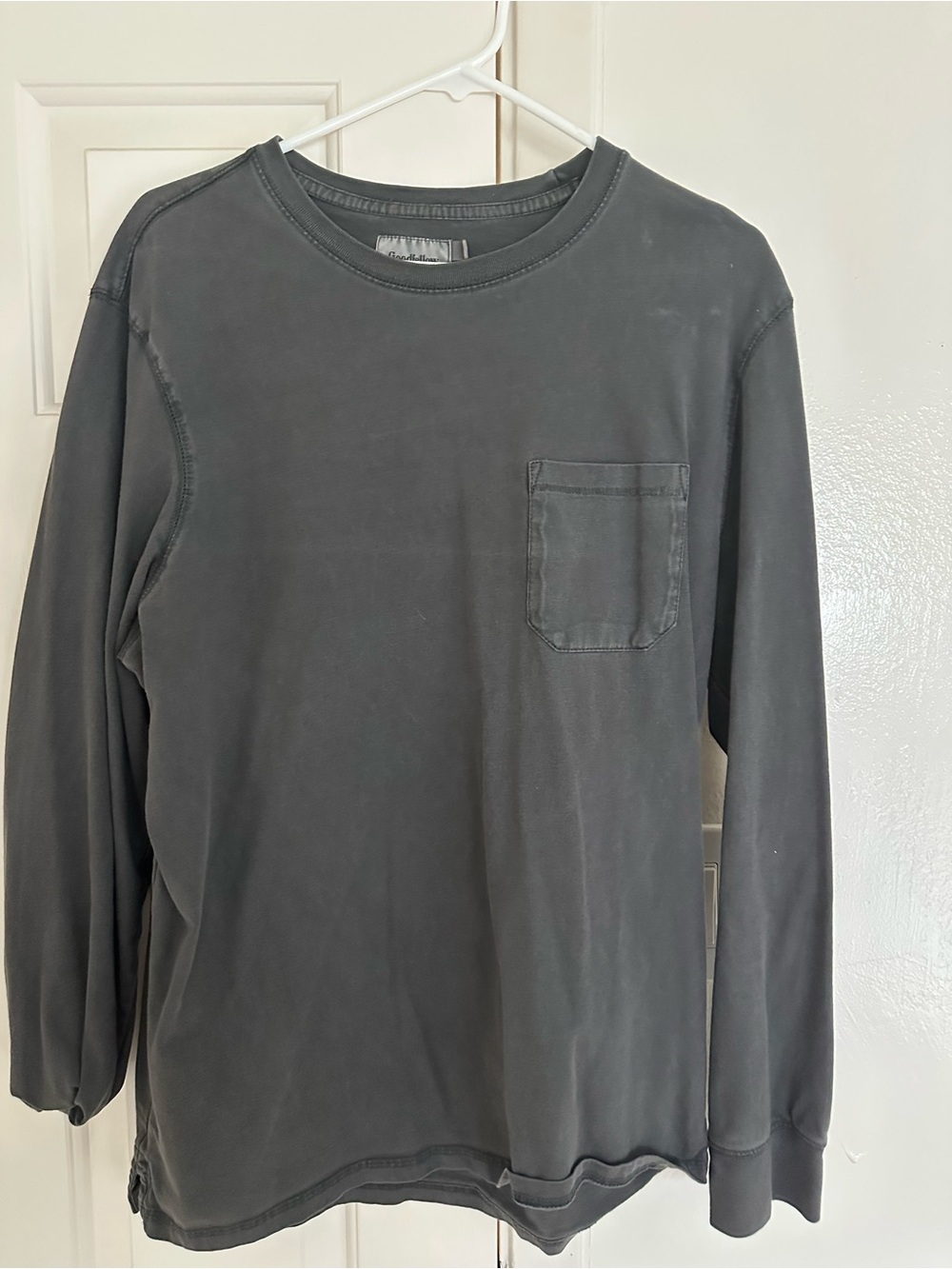Goodfellow & Co Charcoal Gray Long Sleeve Pocket Tee